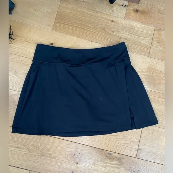 Pacsun black workout skirt, athletic skirt - Picture 3 of 10